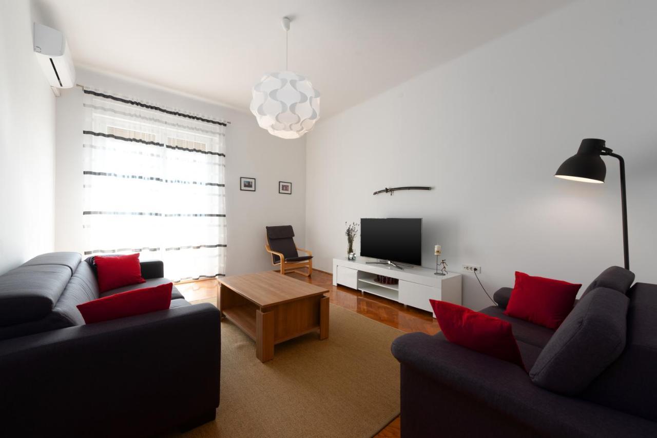 Apartman Lari Rijeka Exteriör bild